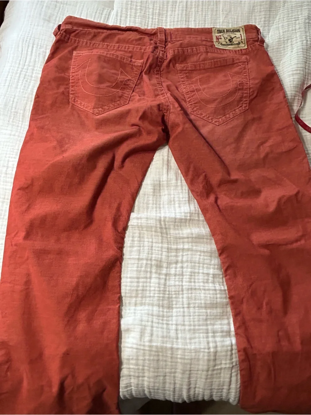 Men’s True Religion Bobby Straight Leg  Corduroy Pants in size 42